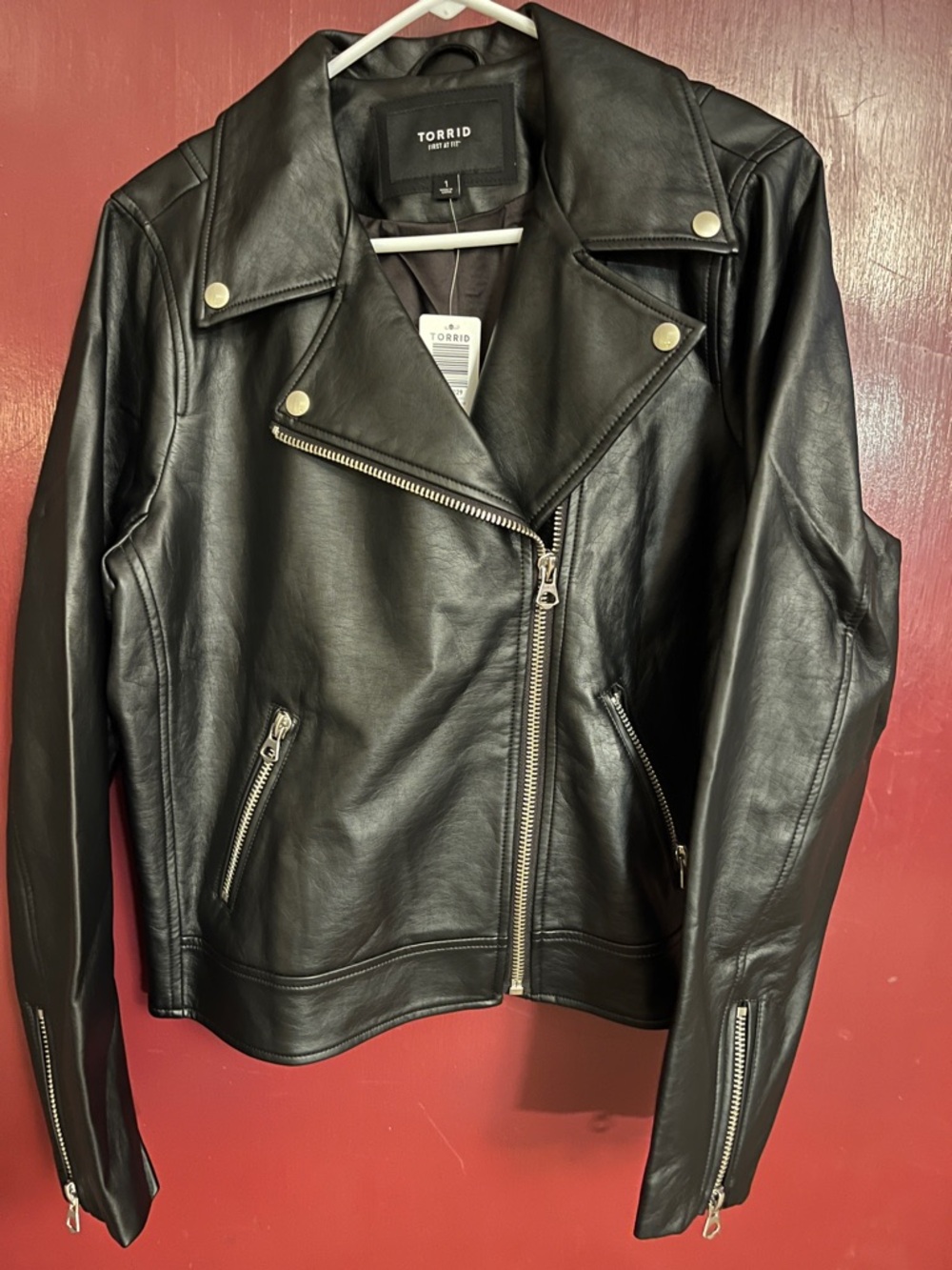 Torrid Black Faux Leather, lined, Asymmetric Moto Jacket Size 1X. NWT